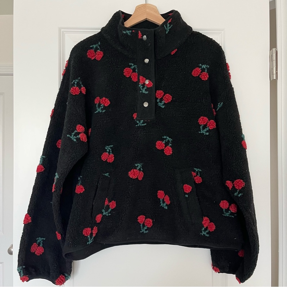 Vestique Black Pullover With Cherry Pattern - image 1